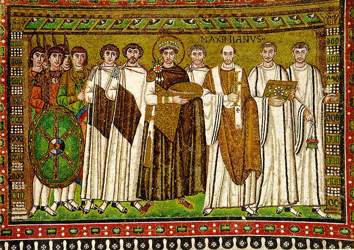 Justinian with his entourage (courtiers and guards), the bishop of Ravenna Maximian and clergy. Mosaic in the church of St. Vitalius in Ravenna (548AD). Ο Ιουστινιανός με την συνοδία του (αυλικούς και φρουρούς), τον επίσκοπο της Ραβέννας Μαξιμιανό και κληρικούς. Ψηφιδωτό στην εκκλησία του Αγίου Βιταλίου στην Ραβέννα (548 μΧ).
