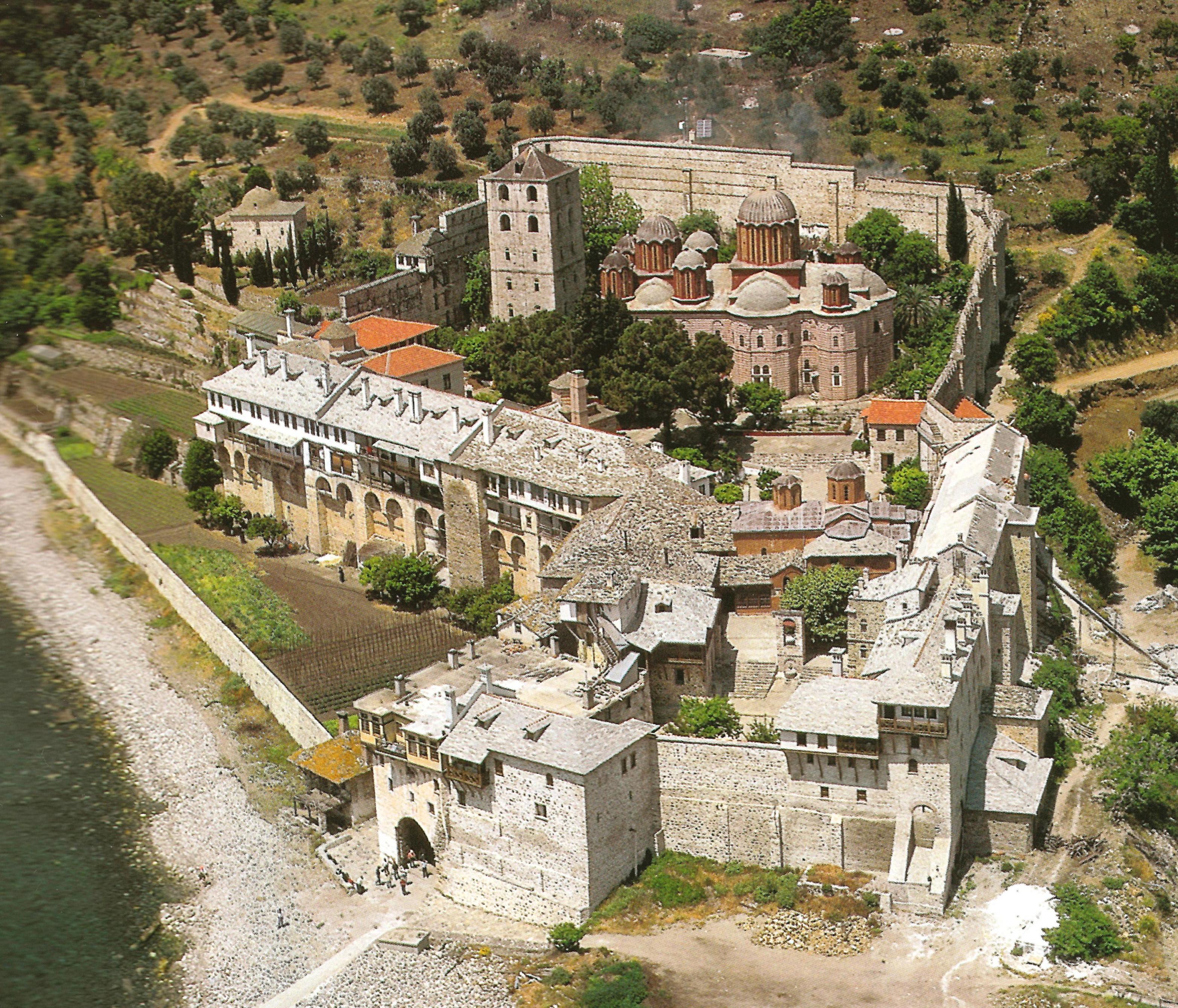 Ιερά Μονή Ξενοφώντος. Πανοραμική άποψη. Holy Monastery of Xenophontos. A panorama view.