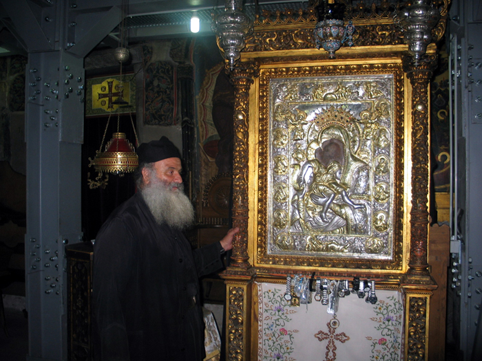 Η εφέστιος θαυματουργός εικόνα του Αγίου Όρους, «Άξιόν Εστιν», στο Πρωτάτο Καρυές