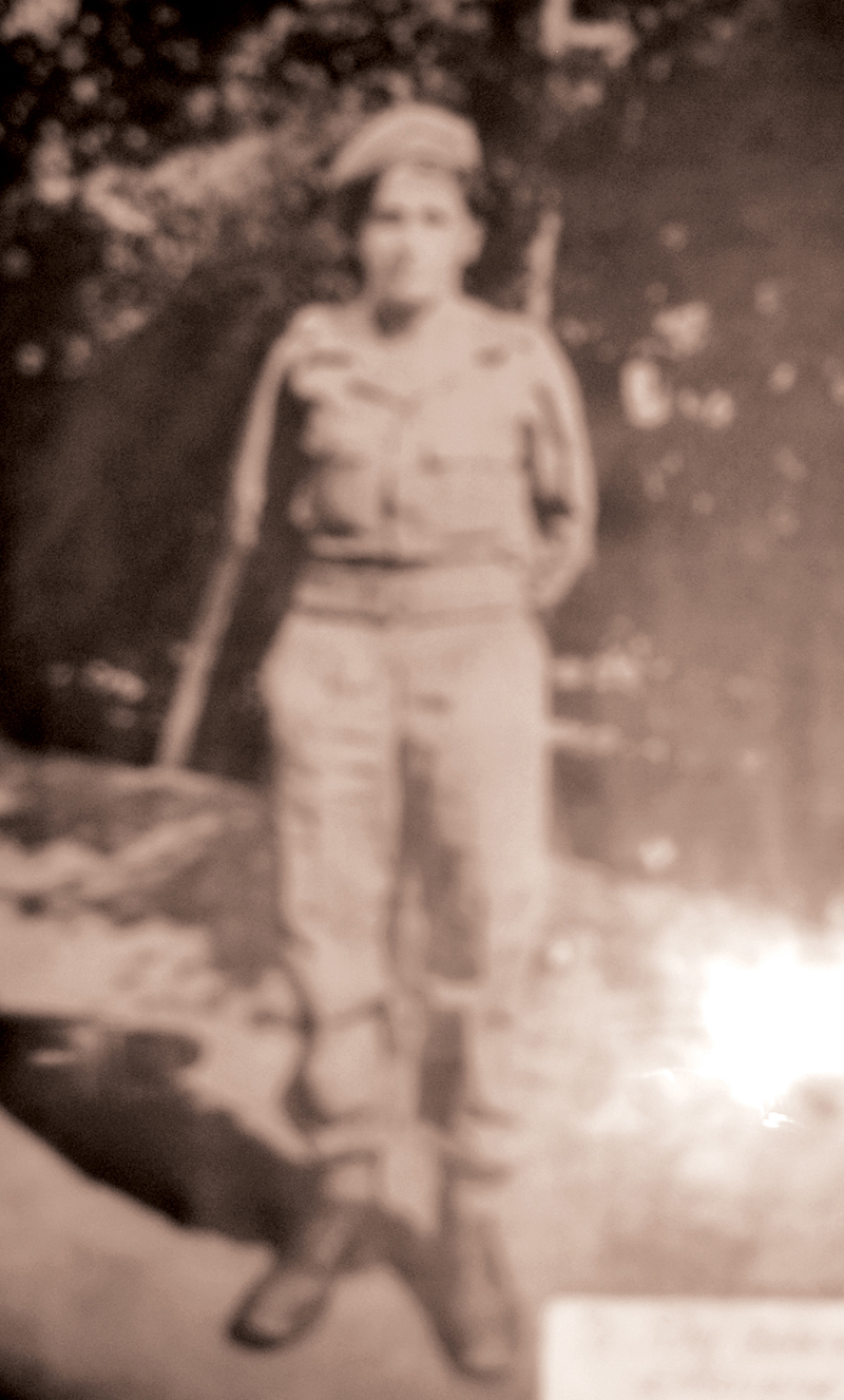 Ο στρατιώτης πυροβολικού Αρσένιος Εζνεπίδης, πριν γίνει μοναχός και πάρει το όνομα Παίσιος