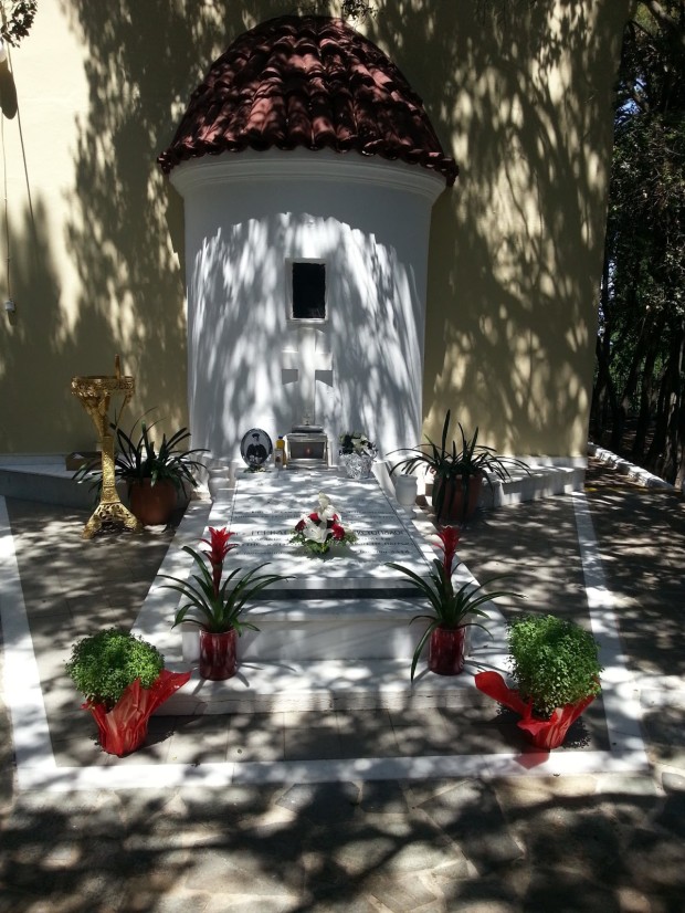 Ο τάφος του Γέροντα Γερβασίου Παρασκευόπουλου