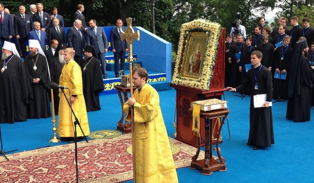 Στο Κίεβο συνεχίζονται οι εορτασμοί προς τιμή των 1025 ετών από τη Βάπτιση της Ρους Φωτογραφία: «Η Φωνή της Ρωσίας» 