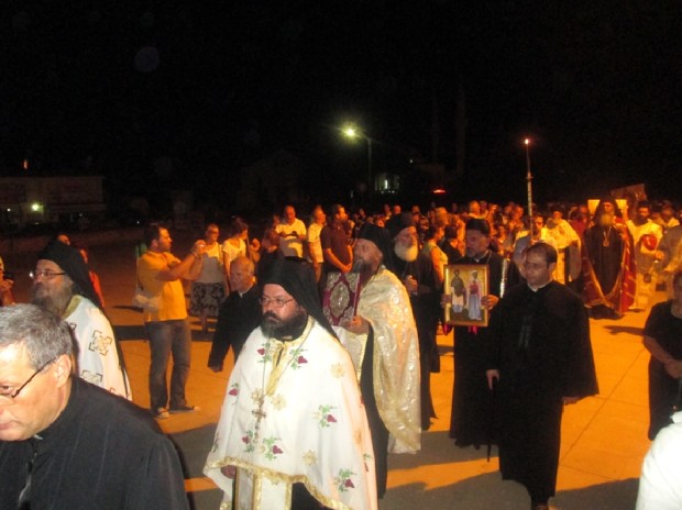 Πλήθος πιστών και φέτος συμμετείχε στον Εσπερινό της εορτής του Αγίου Μάμαντος