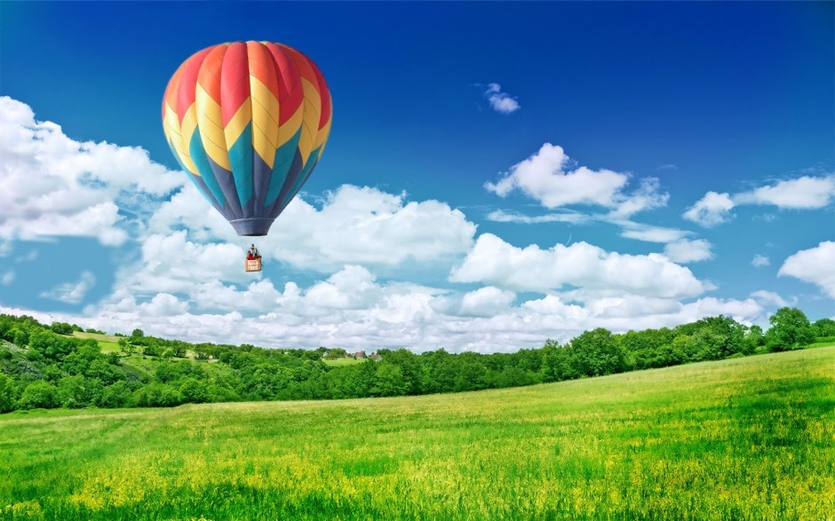 balloon_in_sky-wide