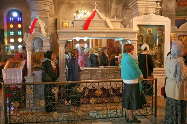 Στον Ιερό Ναό του Αγίου Ιωάννου του Ρώσσου στο Νέο Προκόπιο Εύβοιας.