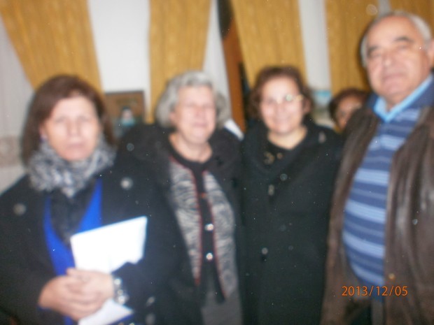 Οι αδελφές του Γέροντα Εφραίμ, η κ. Νίκη Χρίστου και η κ. Χρυστάλλα Στεφάνου, πρεσβυτέρα, μαζί με τους φίλους τους κ. Ελένη και κ. Δημήτρη από την Κομοτηνή.