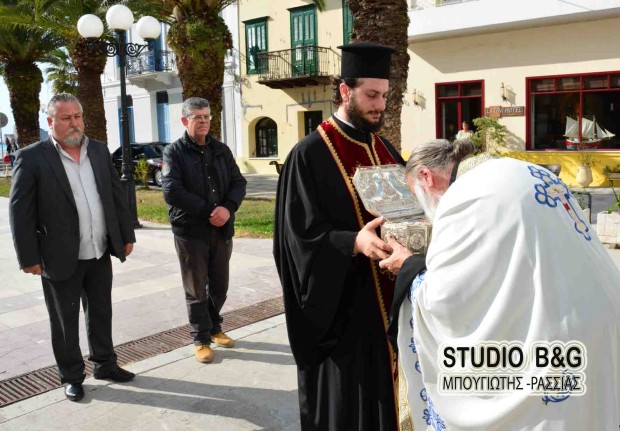 AGIOS_LOUKAS_AG_NIKOLAOS_NAU4