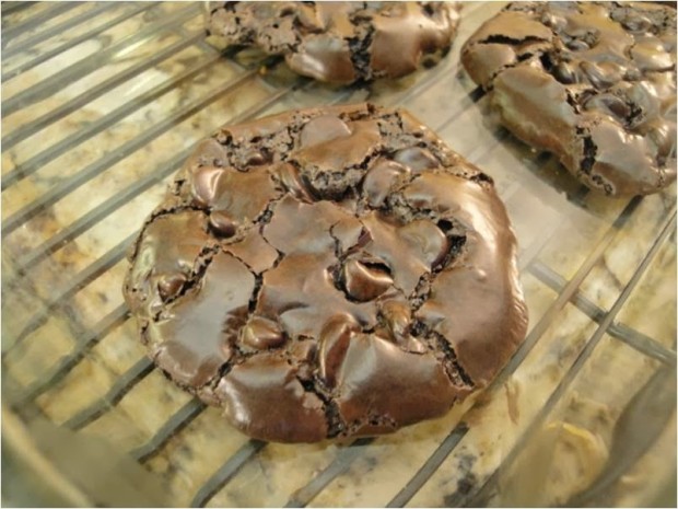 panefkola-spitika-sokolatenia-cookies-xoris-alevri