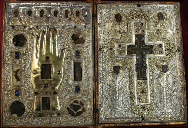 ΙΙΕΡΑ ΜΟΝΗ ΔΟΧΕΙΑΡΙΟΥ Τίμιο Ξύλο και Άγιον Όρος  Αναφορά (αποθησαυρίζεται στη Ρουμανία): 120 - Σπάνιο κειμήλιο της Ιεράς Μονής Δοχειαρίου Αγίου Όρους στη Ρουμανία 