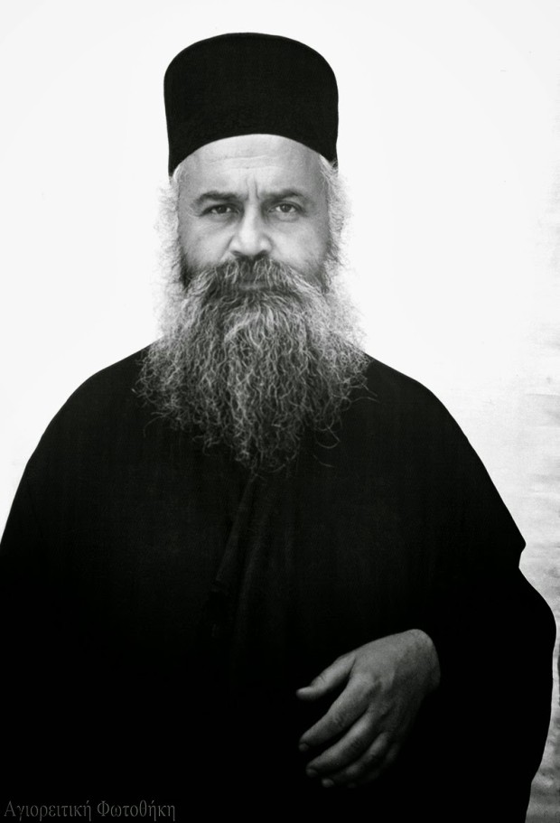 Αρχιμανδρίτης Βησσαρίων, ηγούμενος της μονής Γρηγορίου (1908-1974) (Φωτογραφία: Χρήστος Ζέγκος)-Φωτο:athosprosopography.blogspot.gr