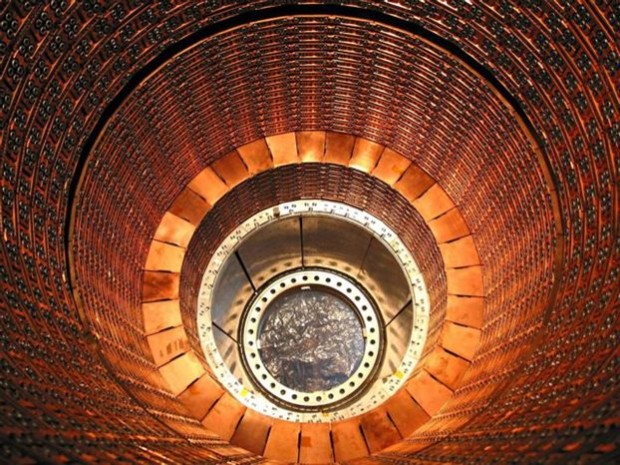Μετά την αναβάθμιση ο LHC θα αγγίζει πλέον υψηλότερες ενέργειες εξερευνώντας άγνωστα εδάφη της φυσικής