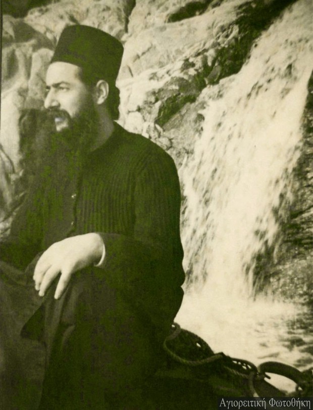 Θεόκλητος μοναχός Διονυσιάτης (1916-2006) (Φωτογραφία: Αντώνιος-Αιμίλιος Ταχιάος, 1954)
