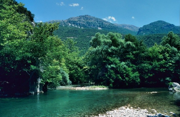EJ9H5D River Vikos and Vikos Gorge National Park near Vitsa in the Epirus Mountains Zagori or Zagoria Greece