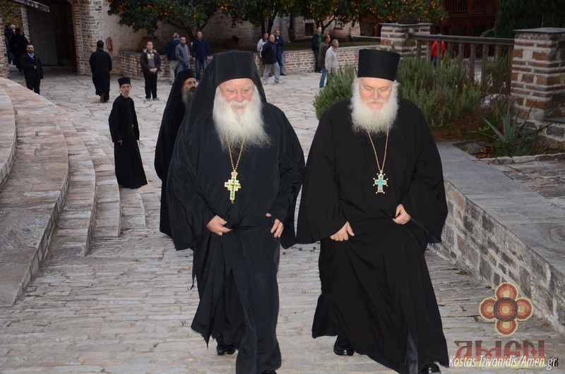Φωτογραφίες και βίντεο από τη σημερινή πανήγυρη στην Ιερά Μονή Ξενοφώντος Αγίου Όρους09