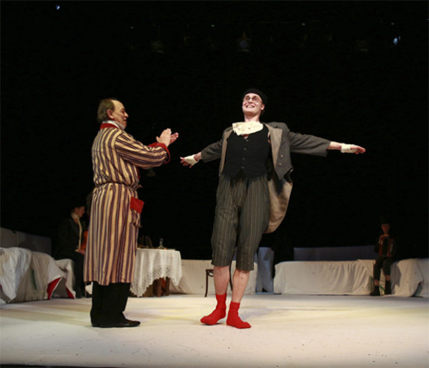 main_Kashtanka_performance_by_Ekaterinburg_Theatre_for_Young_Spectators_(3)